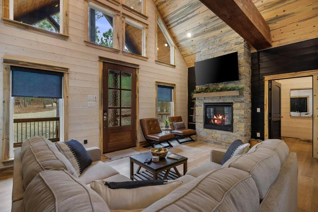 Lone Pine Lodge. Brand New! 2 Bedroom Luxury Cabin. Broken Bow Exterior foto